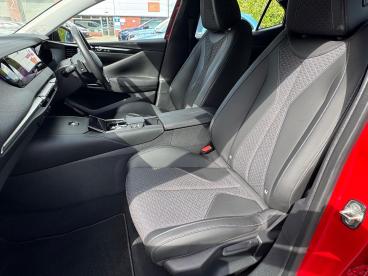 SPOTICAR Ds Ds 4 1.2 Puretech Cross Trocadero Eat8 Euro 6 (s/s) 5dr Used Car - Hatchback Petrol Red - Chorley - 1200594609_2