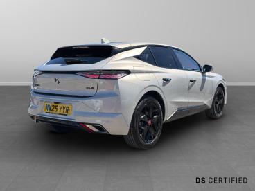 DS CERTIFIED Ds Ds 4 1.6 E-tense 12.4kwh Performance Line Eat8 Euro 6 ( Used car certified - Hatchback Plug-in Hybrid  - Manchester - 606319_3