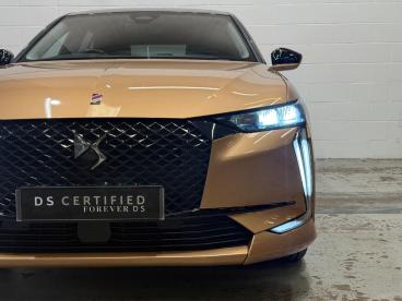 DS CERTIFIED Ds Ds 4 1.2 Puretech Performance Line Eat8 Euro 6 (s/s) 5d Used car certified - Hatchback Petrol Gold - Carlisle - 609202_5