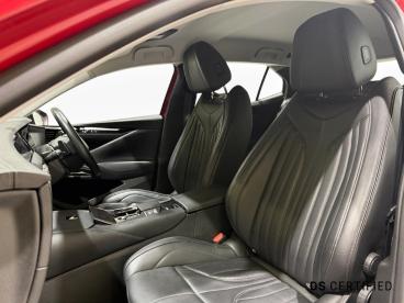 SPOTICAR Ds Ds 4 1.5 Bluehdi Cross Trocadero Eat8 Euro 6 (s/s) 5dr Used Car - Hatchback Diesel Red - Carlisle - 300615945_4