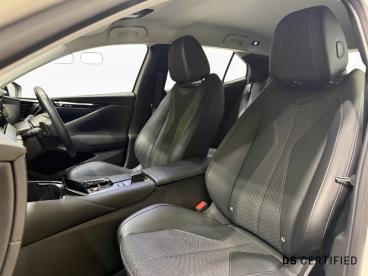SPOTICAR Ds Ds 4 1.6 E-tense 12.4kwh Cross Trocadero Eat8 Euro 6 (s Used Car - Hatchback Plug-in Hybrid White - Carlisle - 300618131_4