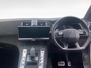 SPOTICAR Ds Ds 7 Crossback 1.6 E-tense 14.2kwh Performance Line + Eat8 Euro 6 Used Car - Suv Plug-in Hybrid White - Leicester - 300557980_4