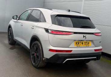 SPOTICAR Ds Ds 7 Crossback 1.5 Bluehdi Performance Line + Eat8 Euro 6 (s/s) 5 Used Car - Suv Diesel White - Darlington - 1200569562_3