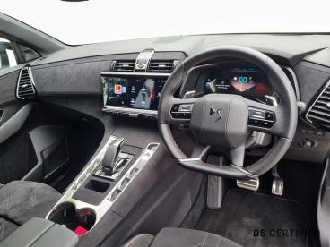 SPOTICAR Ds Ds 7 Crossback 1.6 E-tense 14.2kwh Performance Line + Eat8 4wd Eu Used Car - Suv Plug-in Hybrid White - Carlisle - 300578711_3