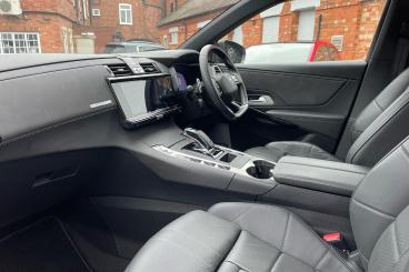 SPOTICAR Ds Ds 7 Crossback 1.6 Puretech Louvre Crossback Eat8 Euro 6 (s/s) 5d Used Car - Suv Petrol Grey - Newark On Trent - 1200612999_2
