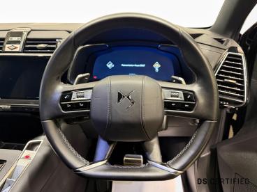 SPOTICAR Ds Ds 7 Crossback 1.6 Puretech Louvre Crossback Eat8 Euro 6 (s/s) 5d Used Car - Suv Petrol Black - Carlisle - 300616068_3