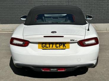 SPOTICAR Fiat 124 Spider 1.4 Multiair Classica Euro 6 2dr Used Car - Saloon Petrol White - Cheltenham - 1200538246_5
