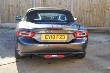 SPOTICAR Fiat 124 Spider 1.4 Multiair Lusso Plus Euro 6 2dr Used Car - Saloon Petrol Bronze - St Leonards On Sea - 1200560403_3