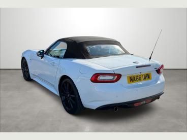 SPOTICAR Fiat 124 Spider 1.4 Multiair Lusso Plus Euro 6 2dr Used Car - Saloon Petrol White - Eastbourne - 1200596560_3