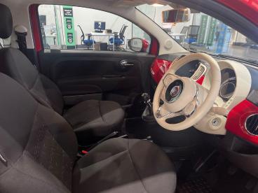 SPOTICAR Fiat 500 1.0 Mild Hybrid 3dr Used Car - City Car Petrol Red - Bridgend - 1200561690_3