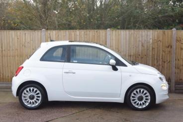 SPOTICAR Fiat 500 1.0 Mhev Lounge Euro 6 (s/s) 3dr Used Car - City Car Petrol White - St Leonards On Sea - 1200567545_3