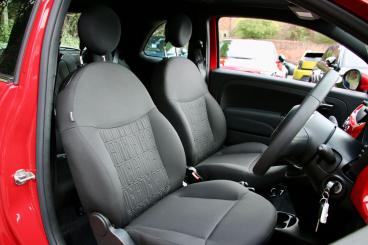 SPOTICAR Fiat 500 1.0 Mhev Euro 6 (s/s) 3dr Used Car - City Car Petrol Red - Warwick - 1200634456_4