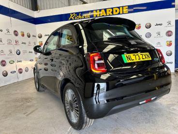 SPOTICAR Fiat 500 E 42kwh Icon Auto 3dr Used Car - City Car Electric Black - Ashington - 1200536291_2