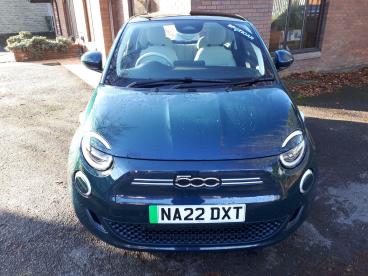 SPOTICAR Fiat 500 E 42kwh La Prima Auto 3dr Used Car - City Car Electric Green - Accrington - 1200556834_2