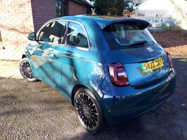 SPOTICAR Fiat 500 E 42kwh La Prima Auto 3dr Used Car - City Car Electric Green - Accrington - 1200556834_4