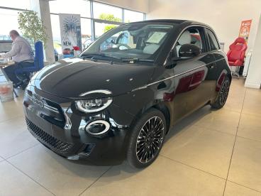 SPOTICAR Fiat 500 E 42kwh La Prima Auto 2dr Used Car - City Car Electric Black - Slough - 1200557372_4