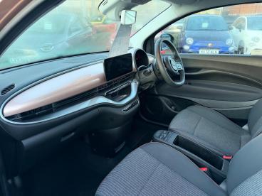 SPOTICAR Fiat 500 E 42kwh Icon Auto 3dr Used Car - City Car Electric Gold - Slough - 1200565906_5