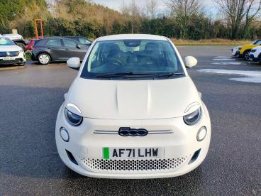 SPOTICAR Fiat 500 E 42kwh Passion Auto 3dr Used Car - City Car Electric White - Kidlington - 1200568731_3