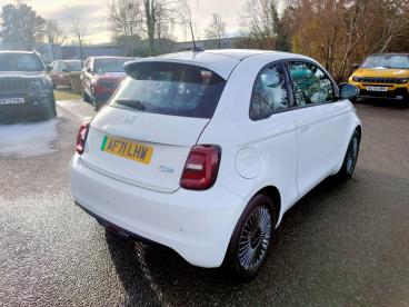 SPOTICAR Fiat 500 E 42kwh Passion Auto 3dr Used Car - City Car Electric White - Kidlington - 1200568731_5
