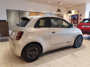 SPOTICAR Fiat 500 E 42kwh Giorgio Armani Auto 3dr Used Car - City Car Electric Beige - Accrington - 1200571106_5