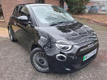 SPOTICAR Fiat 500 E 42kwh Icon Auto 3dr Used Car - City Car Electric Black - Accrington - 1200573809_1