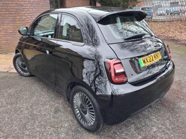 SPOTICAR Fiat 500 E 42kwh Icon Auto 3dr Used Car - City Car Electric Black - Accrington - 1200573809_3
