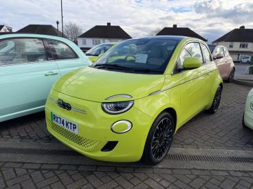 SPOTICAR Fiat 500 E 42kwh La Prima Auto 3dr Used Car - City Car Electric Green - Slough - 1200580169_1