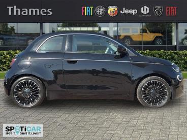 SPOTICAR Fiat 500 E 42kwh La Prima Auto 2dr Used Car - City Car Electric Black - Slough - 1200581442_2