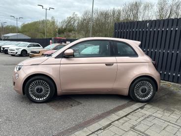 SPOTICAR Fiat 500 E 42kwh Auto 3dr Used Car - City Car Electric Gold - Swindon - 1200583291_5