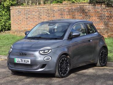 SPOTICAR Fiat 500 E 42kwh La Prima Auto 3dr Used Car - City Car Electric Grey - Hemel Hempstead - 500583306_3