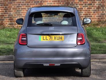 SPOTICAR Fiat 500 E 42kwh La Prima Auto 3dr Used Car - City Car Electric Grey - Hemel Hempstead - 500583306_5