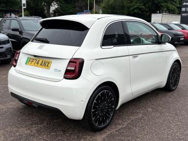 SPOTICAR Fiat 500 E 42kwh La Prima Auto 3dr Used Car - City Car Electric White - Leicester - 1200608388_5