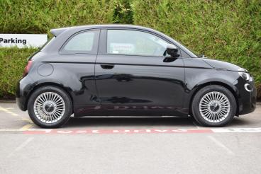 SPOTICAR Fiat 500 E 42kwh Auto 3dr Used Car - City Car Electric Black - Salisbury - 500616649_4