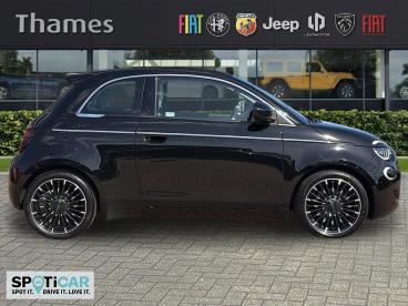 SPOTICAR Fiat 500 E 42kwh La Prima Auto 3dr Used Car - City Car Electric Black - Slough - 1200624979_2