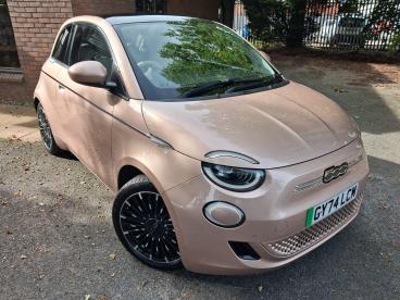 SPOTICAR Fiat 500 E 42kwh La Prima By Bocelli Auto 3dr Used Car - City Car Electric Gold - Accrington - 1200628157_1