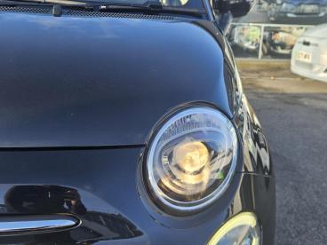 SPOTICAR Fiat 500c 1.2 Lounge Dualogic Euro 6 (s/s) 2dr Used Car - Saloon Petrol Black - Watford - 1200564593_3