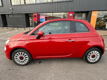 SPOTICAR Fiat 500c 1.0 Mhev Red Euro 6 (s/s) 2dr Used Car - Saloon Petrol Red - Cheltenham - 1200630484_4