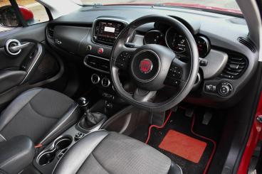 SPOTICAR Fiat 500x 1.6 Multijetii Cross Plus Euro 6 (s/s) 5dr Used Car - Suv Diesel Red - Hinckley - 1200554829_3