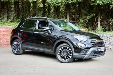 SPOTICAR Fiat 500x 1.0 Firefly Turbo Cross Euro 6 (s/s) 5dr Used Car - Suv Petrol Black - Warwick - 1200638711_1