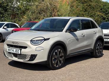 SPOTICAR Fiat 600 1.2 Mhev La Prima E-dct Euro 6 (s/s) 5dr Used Car - Suv Hybrid Beige - Leicester - 1200533305_3