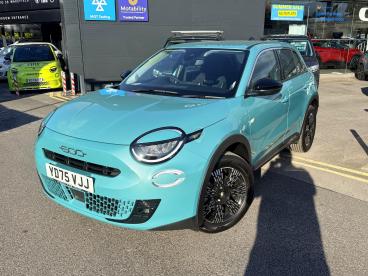 SPOTICAR Fiat 600 1.2 Mhev E-dct Euro 6 (s/s) 5dr Used Car - Suv Hybrid Blue - Wakefield - 1200547452_2