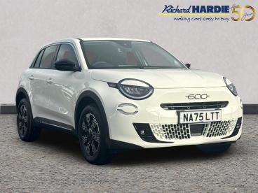 SPOTICAR Fiat 600 1.2 Mhev E-dct Euro 6 (s/s) 5dr Used Car - Suv Hybrid Multicolour - Wallsend - 1200548203_1