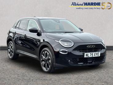 SPOTICAR Fiat 600 1.2 Mhev La Prima E-dct Euro 6 (s/s) 5dr Used Car - Suv Hybrid Black - Wallsend - 1200548204_1