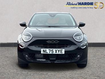 SPOTICAR Fiat 600 1.2 Mhev La Prima E-dct Euro 6 (s/s) 5dr Used Car - Suv Hybrid Black - Wallsend - 1200548204_5