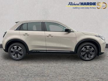 SPOTICAR Fiat 600 1.2 Mhev E-dct Euro 6 (s/s) 5dr Used Car - Suv Hybrid Beige - Ashington - 1200549062_5