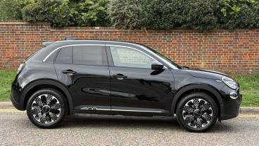 SPOTICAR Fiat 600 1.2 Mhev La Prima E-dct Euro 6 (s/s) 5dr Used Car - Suv Hybrid Black - Hemel Hempstead - 500556982_4