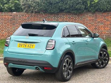 SPOTICAR Fiat 600 1.2 Mhev La Prima E-dct Euro 6 (s/s) 5dr Used Car - Suv Hybrid Blue - Hemel Hempstead - 500556991_3