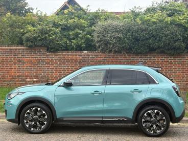 SPOTICAR Fiat 600 1.2 Mhev La Prima E-dct Euro 6 (s/s) 5dr Used Car - Suv Hybrid Blue - Hemel Hempstead - 500556991_5