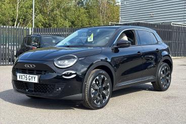 SPOTICAR Fiat 600 1.2 Mhev La Prima E-dct Euro 6 (s/s) 5dr Used Car - Suv Hybrid Black - Swindon - 1200558735_3