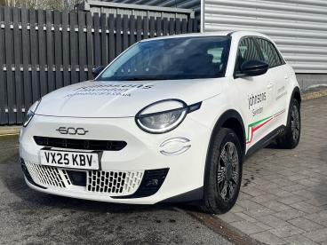 SPOTICAR Fiat 600 1.2 Mhev E-dct Euro 6 (s/s) 5dr Used Car - Suv Hybrid White - Swindon - 1200560060_3